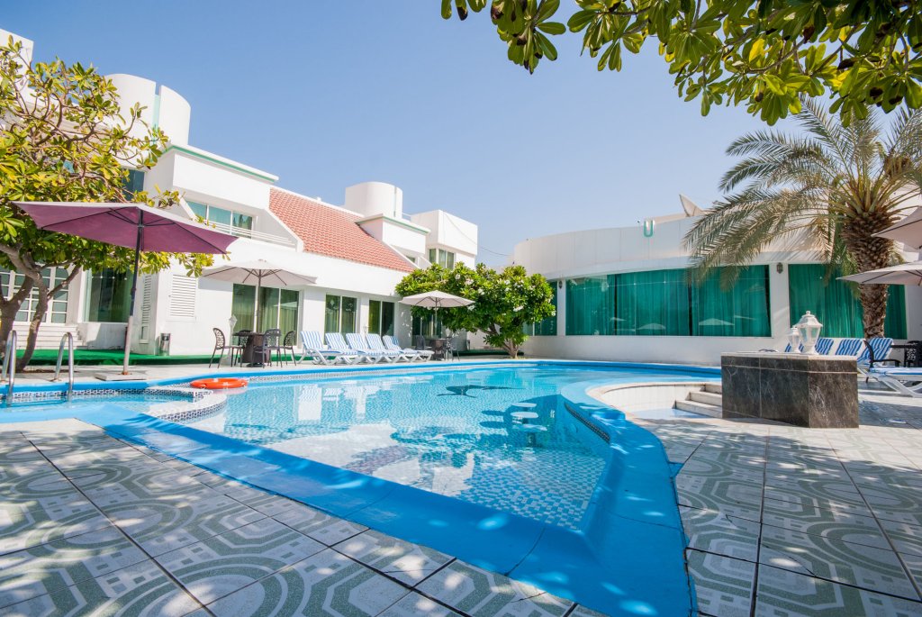 Al Khalidiah Resort 2* (ex. Hotel  Villas)